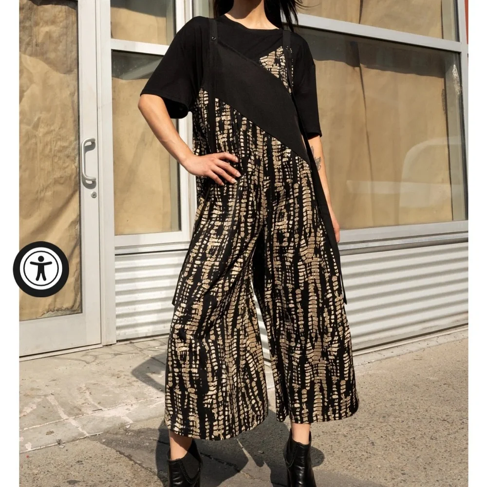 Elegant Black and Tan Jumpsuit - Picture 2 of 11